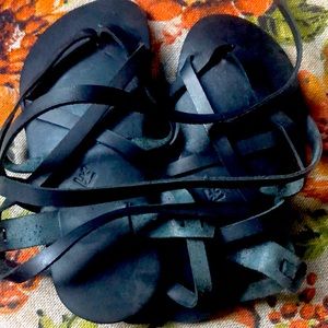 Laboo Leather barefoot strappy Sandles